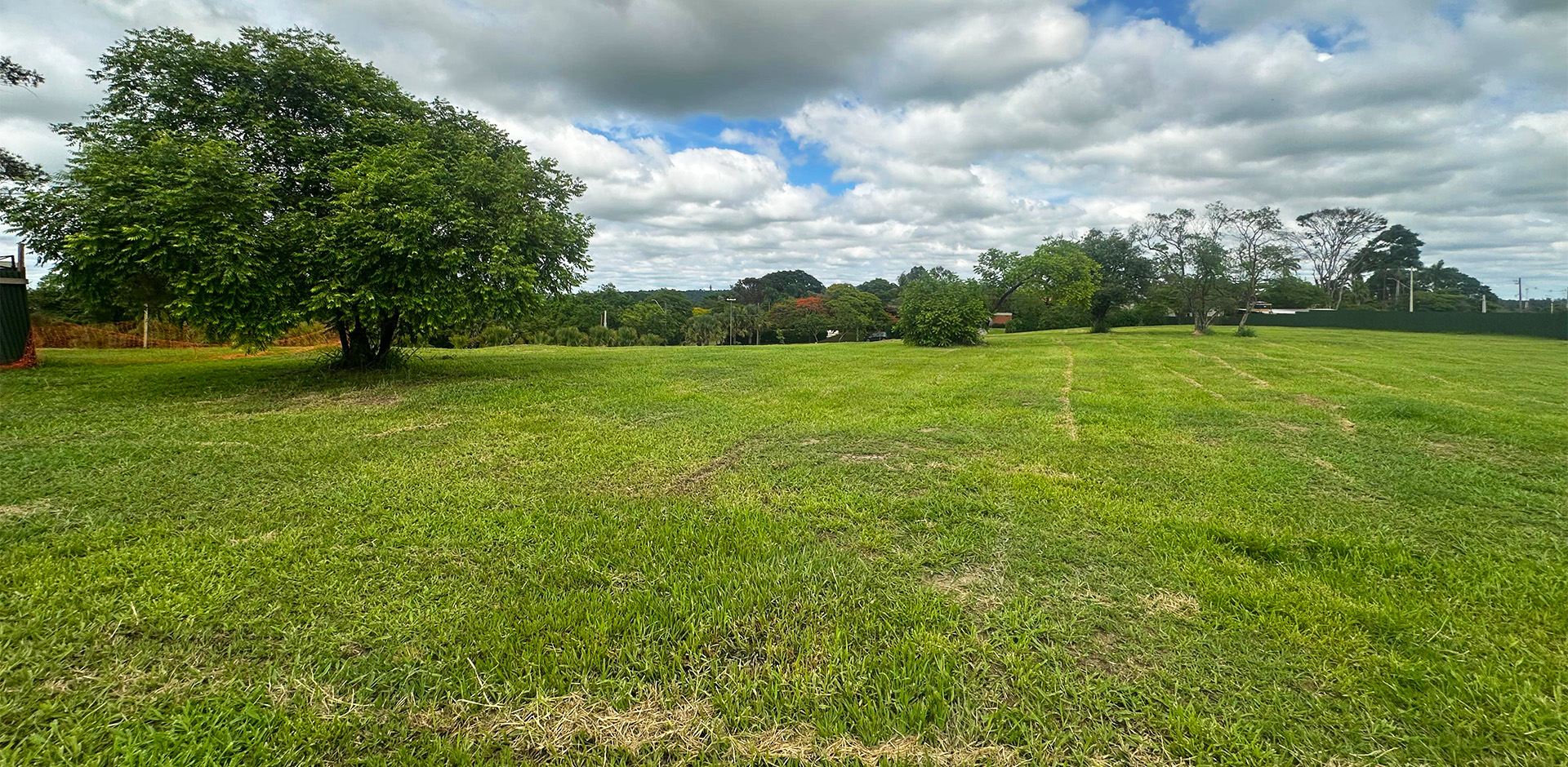 Terreno Plano à Venda no Vila Real