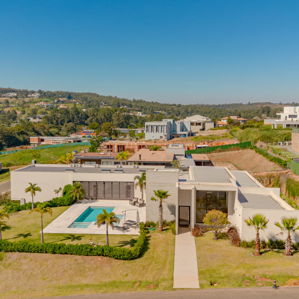 Casa à venda no Terras com 5 suítes