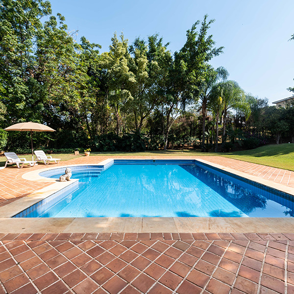 A 200 Metros do Clube no Condomínio Vila Real