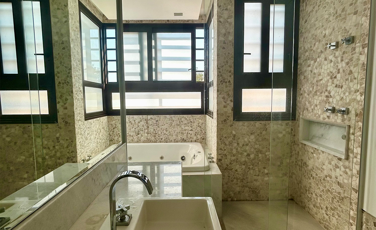 Casa à Venda no Condomínio Vila Real