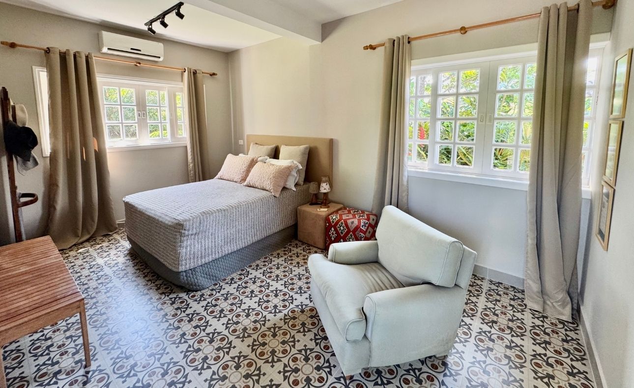 Casa com 7 dormitórios à venda no Condomínio Fazenda Vila Real 