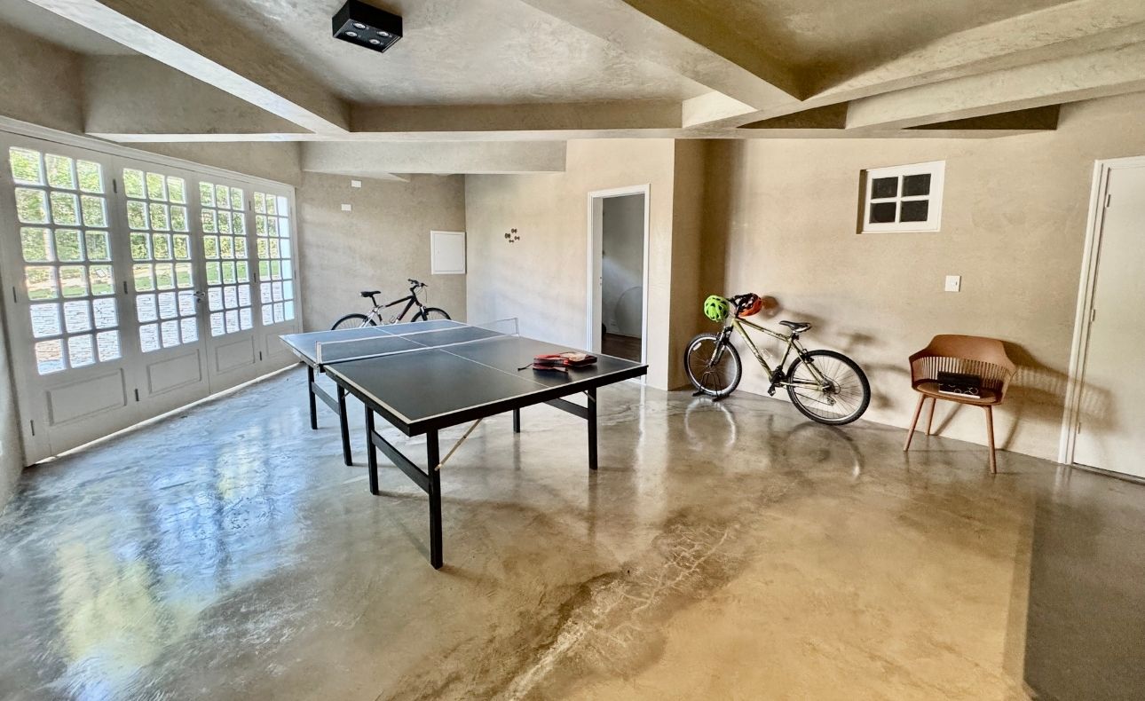 Casa com 7 dormitórios à venda no Condomínio Fazenda Vila Real 