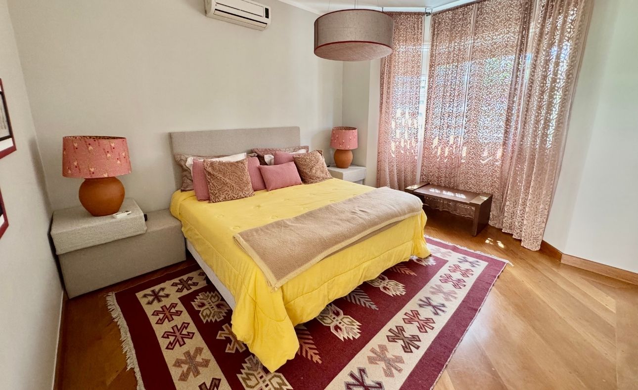 Casa com 7 dormitórios à venda no Condomínio Fazenda Vila Real 