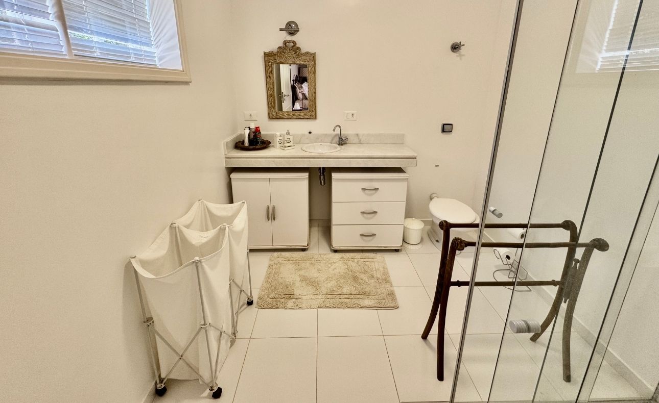 Casa com 7 dormitórios à venda no Condomínio Fazenda Vila Real 