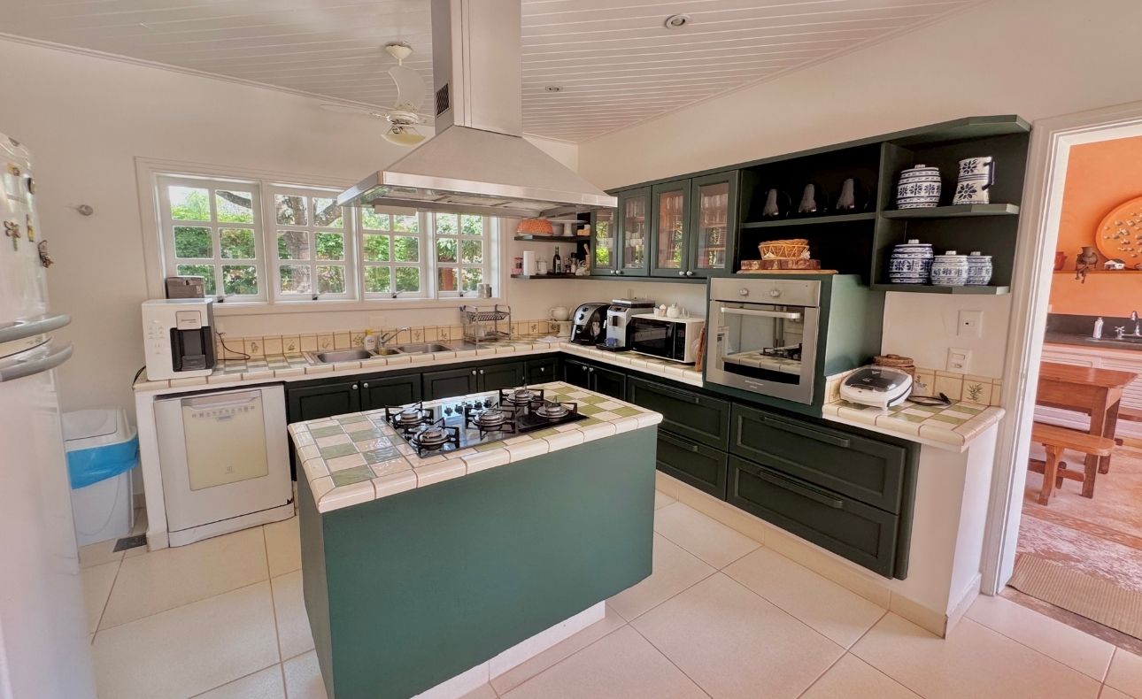 Casa com 7 dormitórios à venda no Condomínio Fazenda Vila Real 