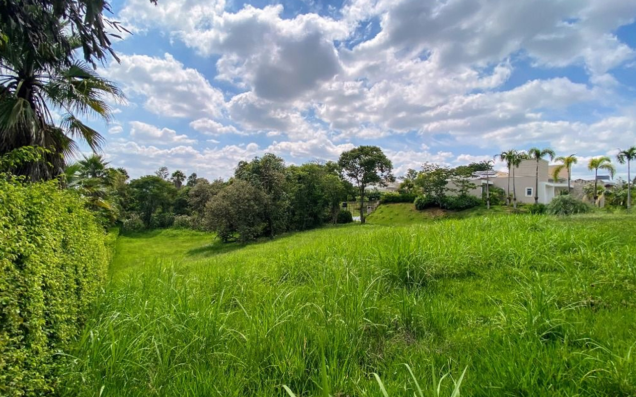 Terreno com 3.000 M2 - Fazenda Vila Real