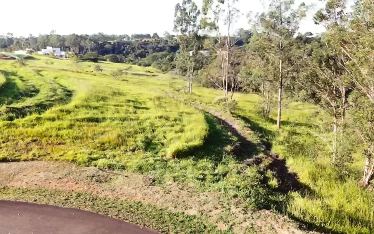 Terreno 3.212 m² à venda