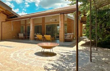 Casa Charmosa à Venda no Vila Real de Itu