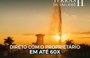 Terreno 2.035 m² à venda