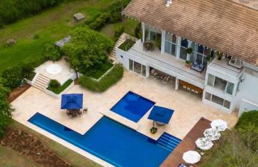 Casa Perto do Clube no Fazenda Vila Real, Itu: 5 Suítes